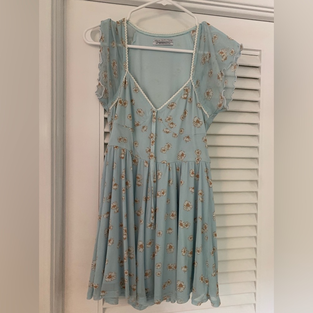 Urban Outfitters Mini Daisy romper!